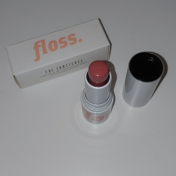 Lip Bundle 👄 - Picture 2 of 3